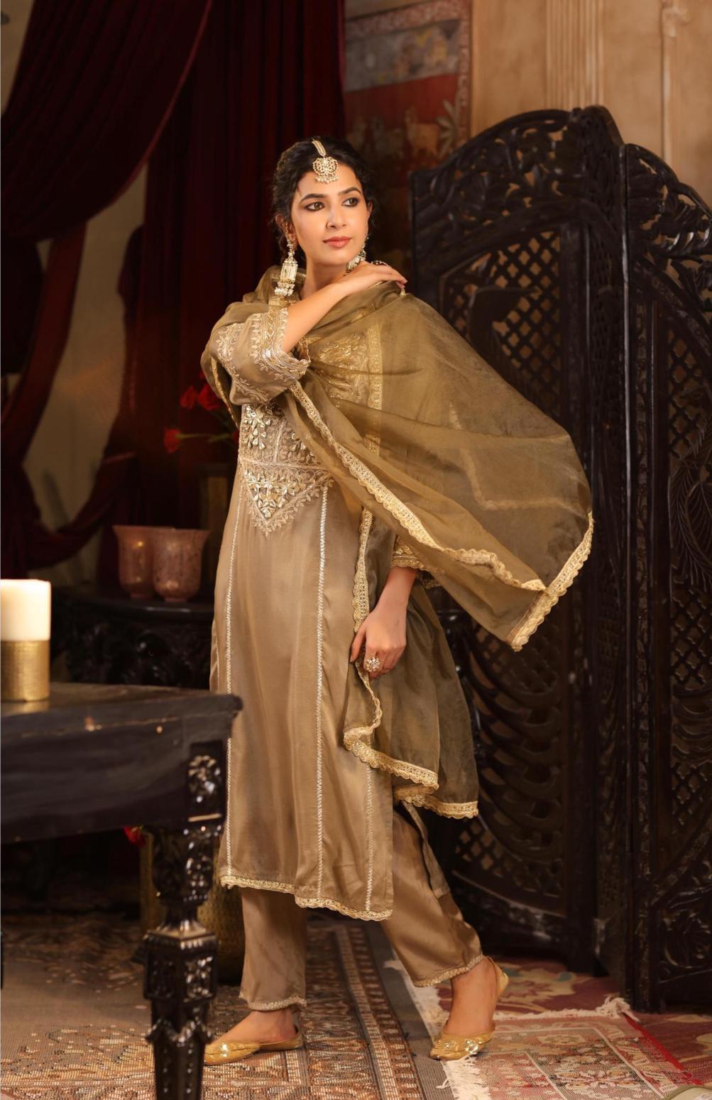 Dupion silk suit